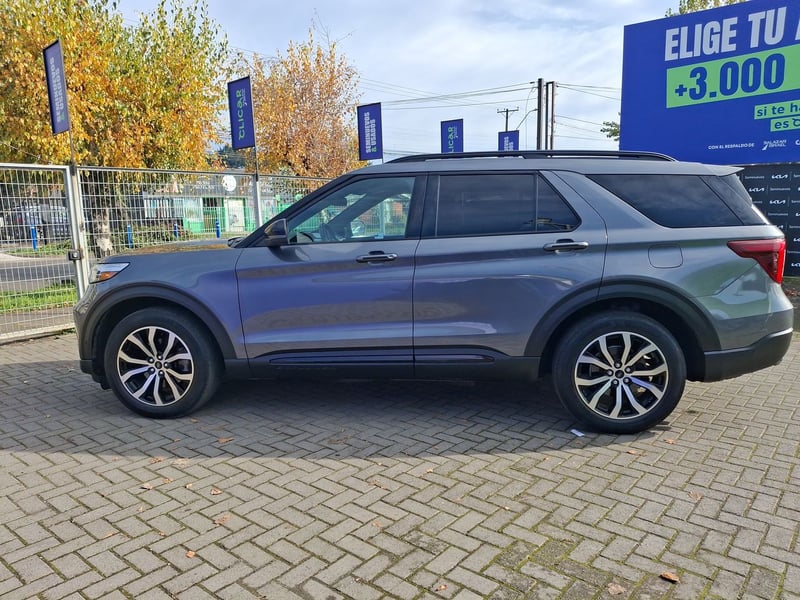Ford Explorer 3.0 St Ecoboost 4x4 At 5p 2021 - Imagen 4 de 8