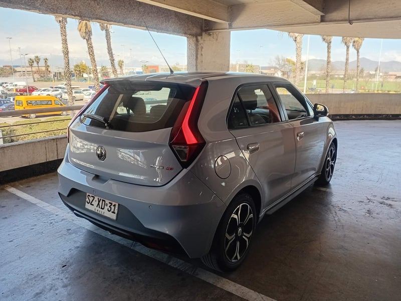 MG Mg 3 1.5 Comfort 4x2 Hb Mt 5p 2023 - Imagen 4 de 5