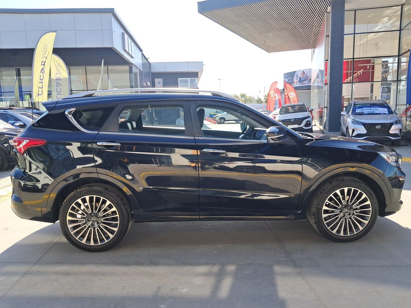 Jetour X70 1.5t Lux 4x2 At 5p 2025 - Imagen 8 de 8