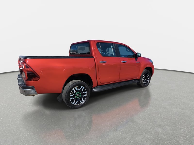 Toyota Hilux 2.8 Srv Diesel 4x4 Dob. Cab. At 4p 2024 - Imagen 7 de 8