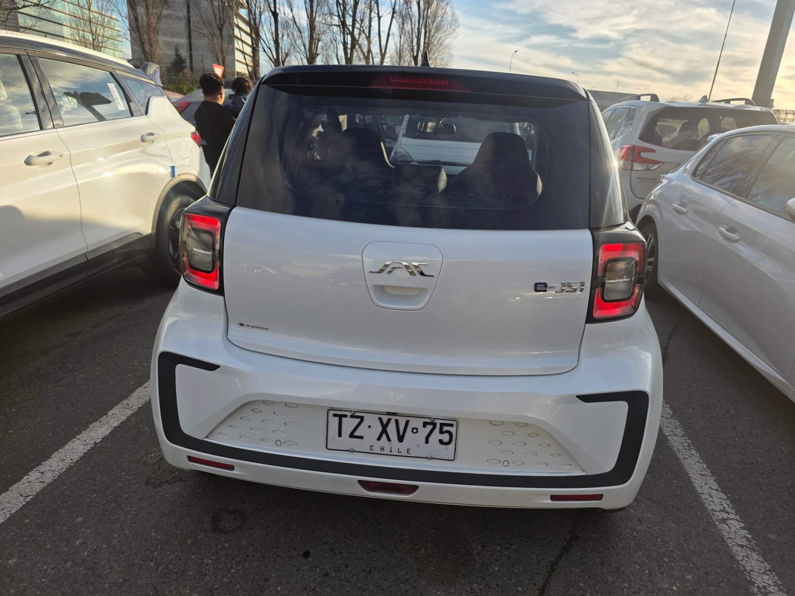JAC E-js1 Electrico Luxury 4x2 At 5p 2025 - Foto 5 de 5