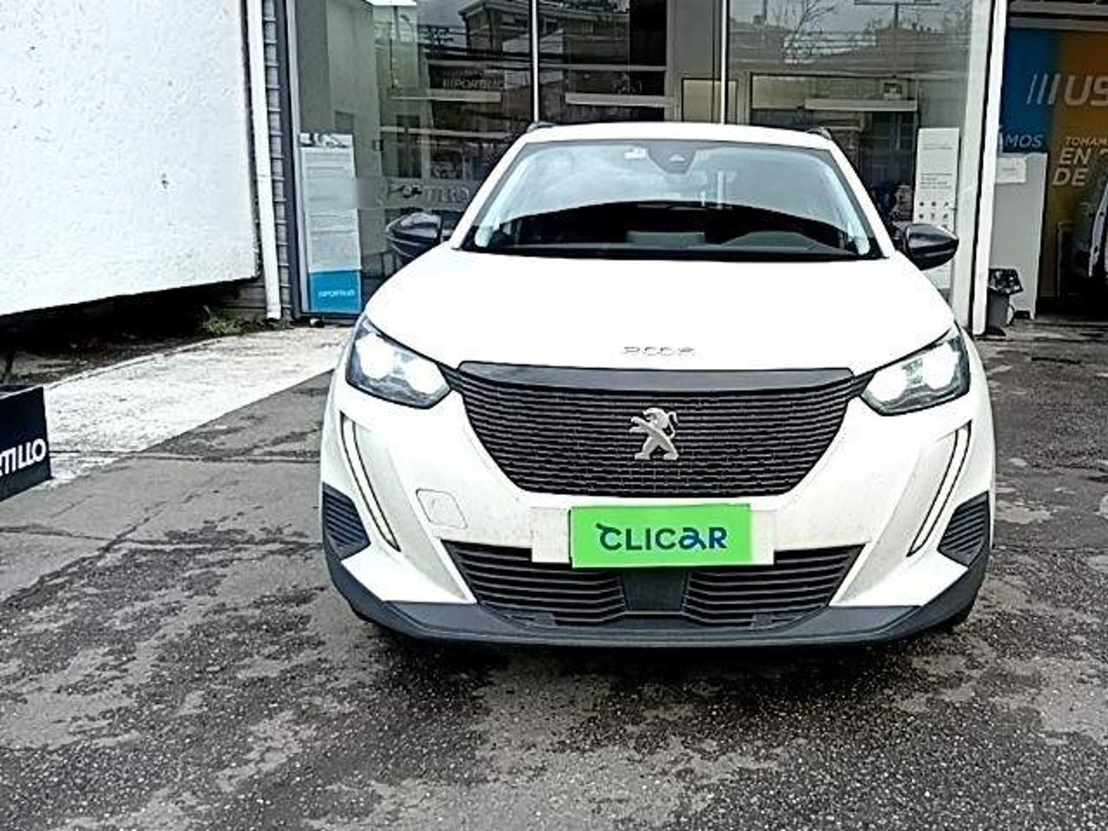 Peugeot 2008 1.5 Active Bluehdi Diesel 100 4x2 Mt 5p 2023 - Foto 2 de 5