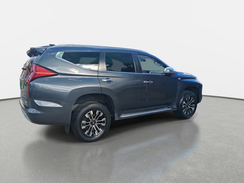 Mitsubishi Montero Sport 3.0 4x2 At 5p 2024 - Imagen 7 de 8