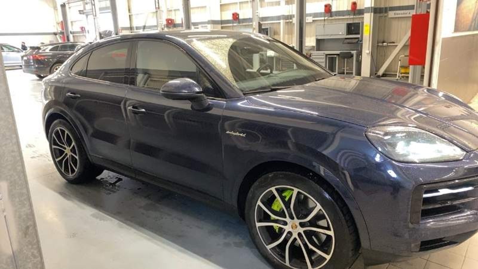 Porsche Cayenne 3.0 E-hybrid Coupe 4x4 At 5p 2025 - Imagen 3 de 5