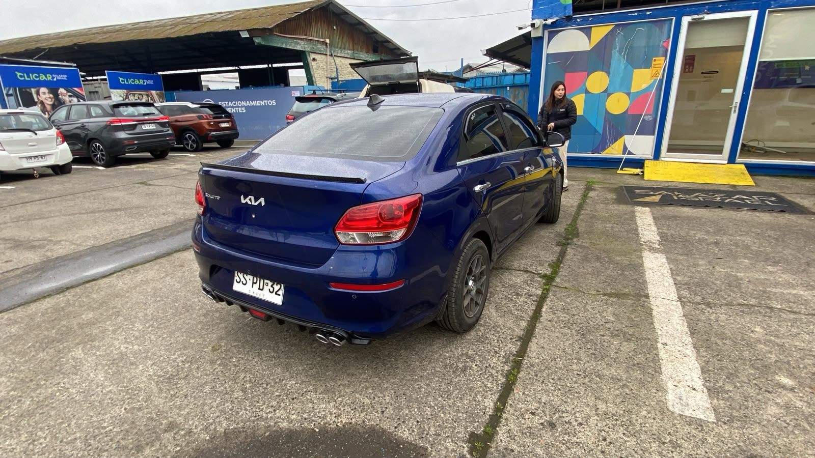 Kia Soluto 1.4 Lx 4x2 E6 Mt 4p 2023 - Imagen 4 de 5