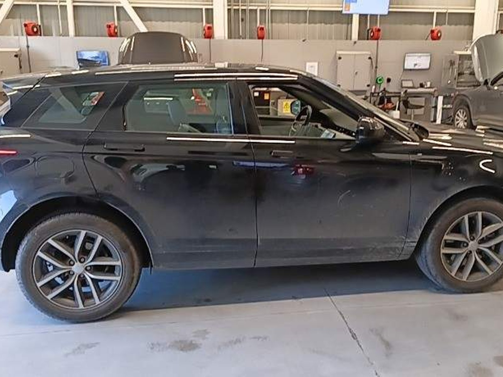 Land Rover Range Rover Evoque 2.0i S Mhev Diesel 4x4 204hp At 5p 2026 - Foto 3 de 5