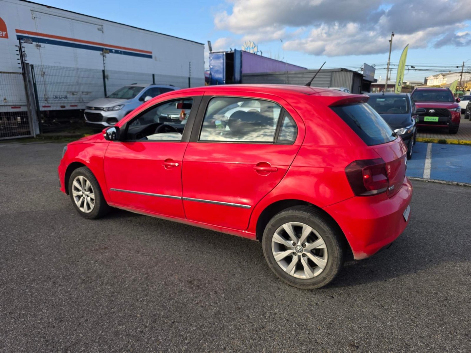 Volkswagen Gol 1.6 Trendline 4x2 Hb Ac 2ab Mt 5p 2019 - Imagen 8 de 8