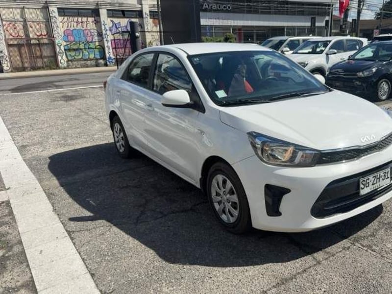 Kia Soluto 1.4 Lx Ac 4x2 Mt 4p 2023