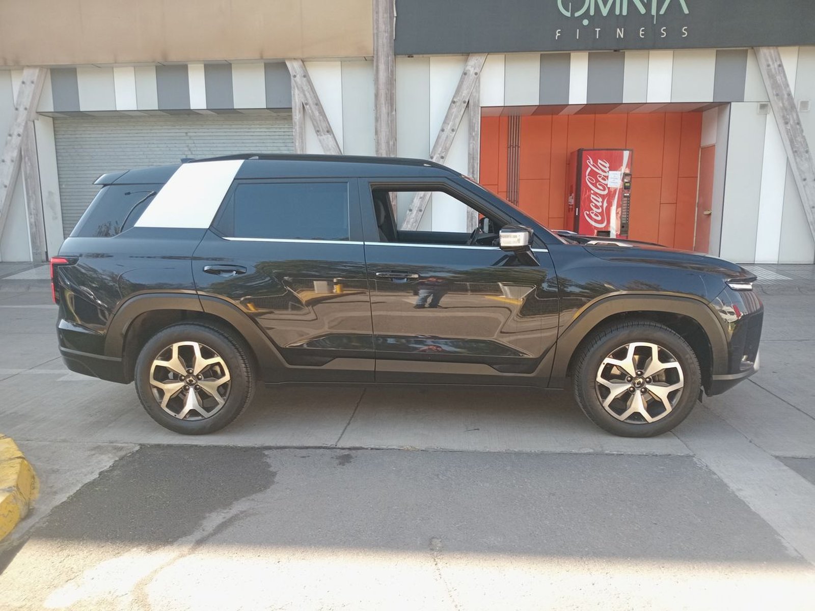 Ssangyong Torres 1.5t Glx 4wd At 5p 2024 - Imagen 8 de 8