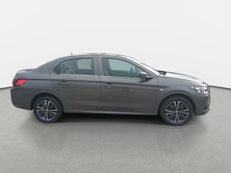 Peugeot 301 1.6 Allure Pack Hdi Diesel 4x2 92hp Mt 4p 2019 - Imagen 8 de 8