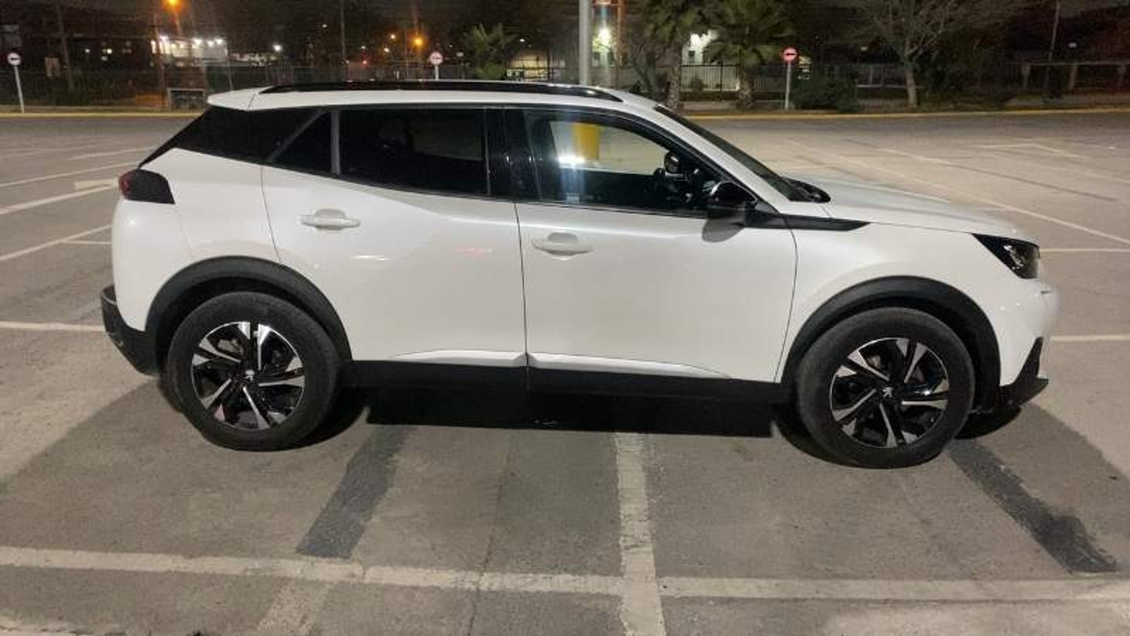Peugeot 2008 1.2 Allure Puretech 130 4x2 Mt 5p 2023 - Foto 3 de 8