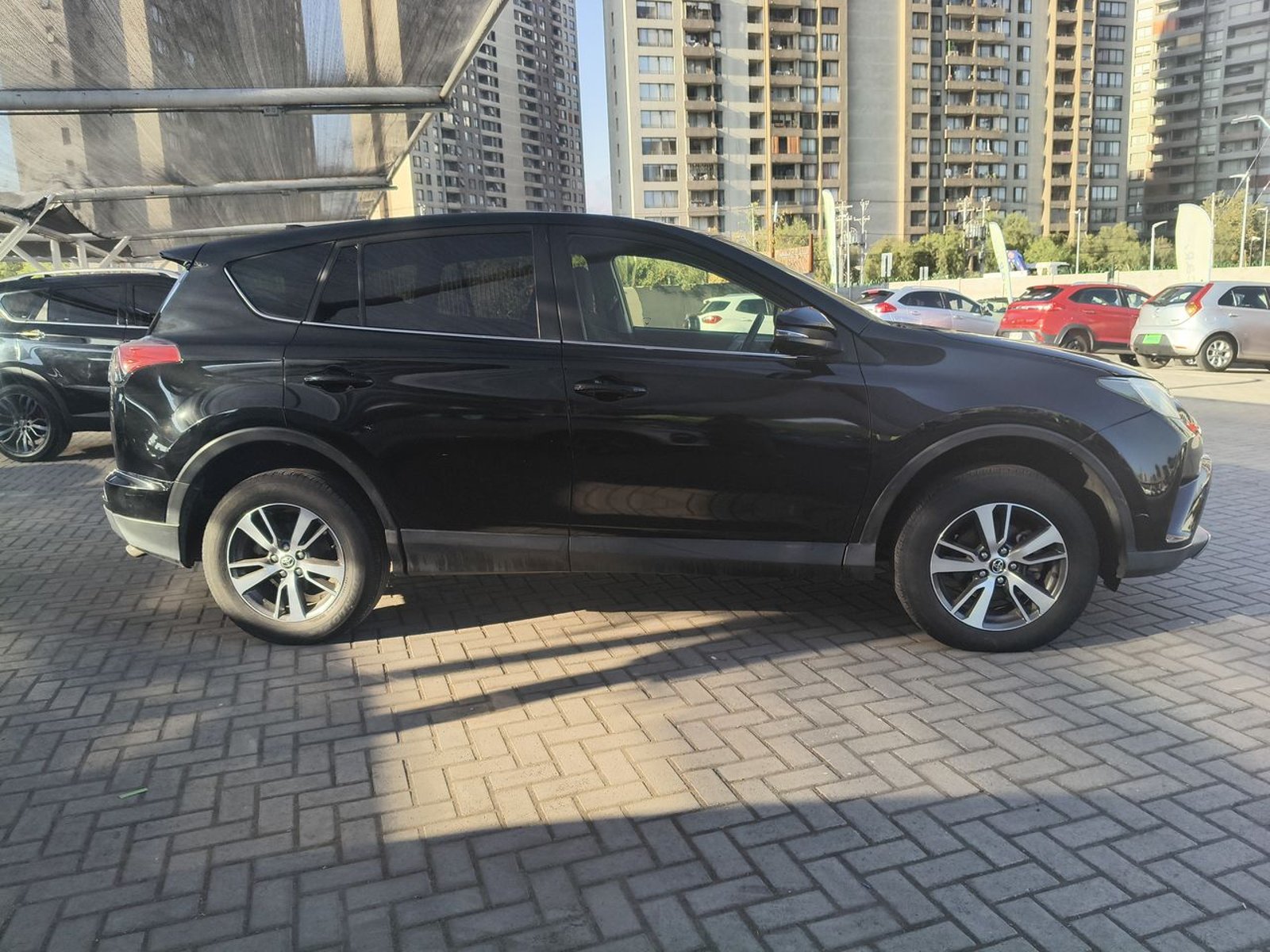 Toyota Rav 4 2.0 4x2 Super Lujo Cvt At 5p 2019 - Imagen 8 de 8