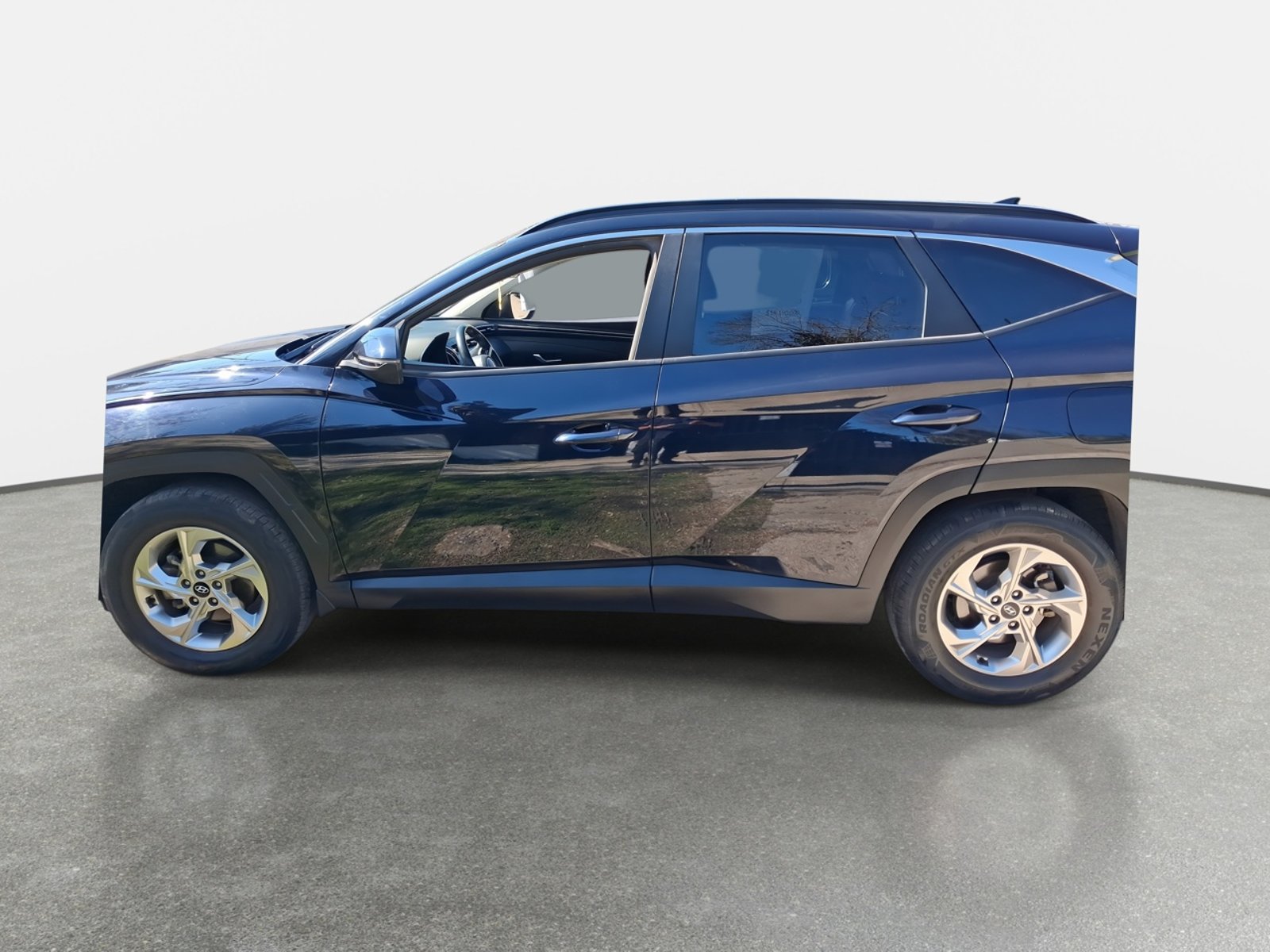 Hyundai Tucson 2.0 Nx4 Plus 2wd At 5p 2023 - Foto 4 de 8
