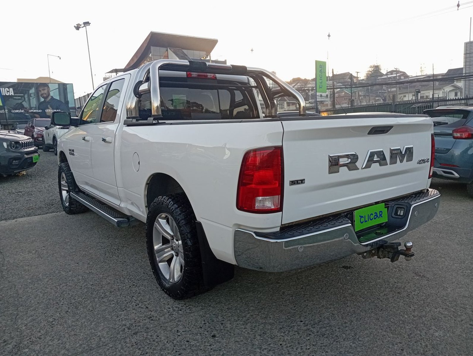 RAM 1500 3.6 Slt 4x4 Quad Cab Dob. Cab. At 4p 2019 - Foto 5 de 8