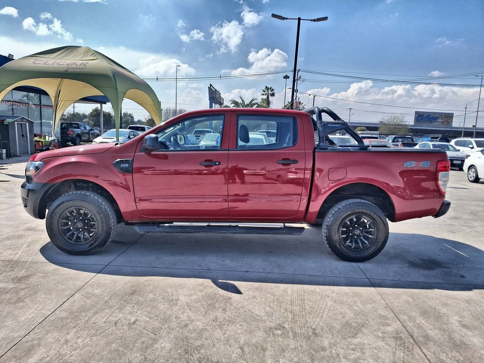 Ford Ranger 2.2 Xl Euro 6 Diesel 4x4 Dob. Cab. Mt 4p 2023 - Foto 4 de 8