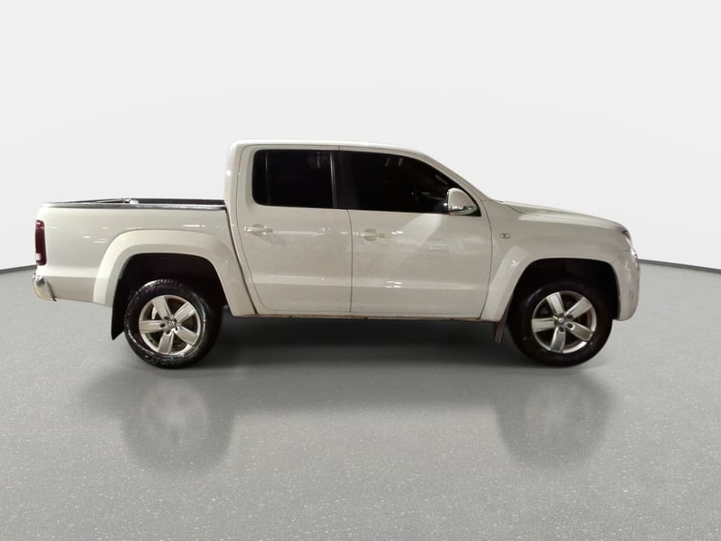 Volkswagen Amarok 2.0 Highline Diesel 4motion 4x4 Dob. Cab. At 4p 2023 - Imagen 8 de 8