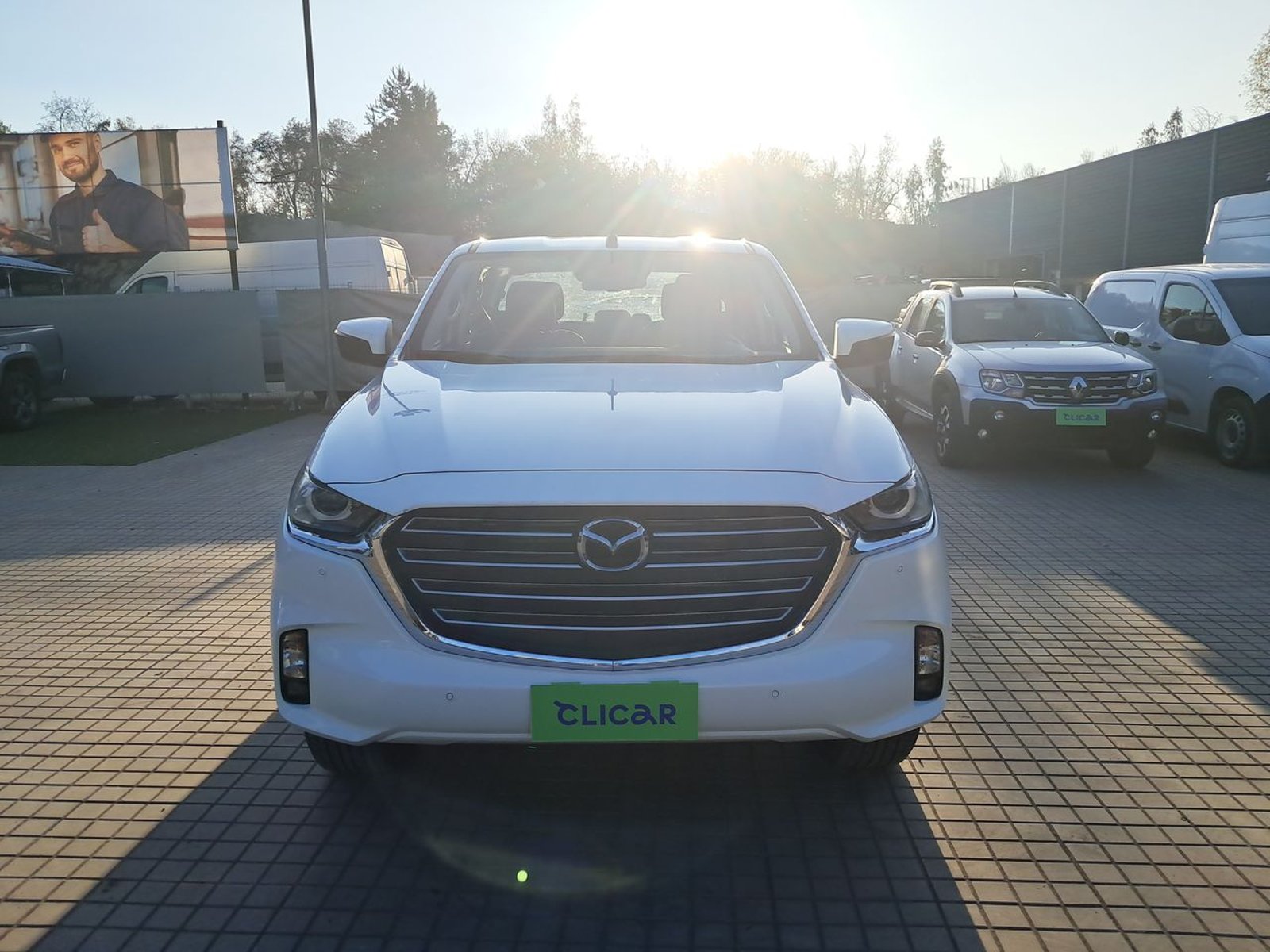 Mazda Bt-50 3.0 High Diesel 4x4 Dob.cab. 6mt 4p 2023 - Foto 2 de 8