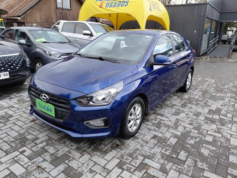 Hyundai Verna 1.4 Cb Plus 4x2 Mt5 4p 2021 - Imagen 3 de 8