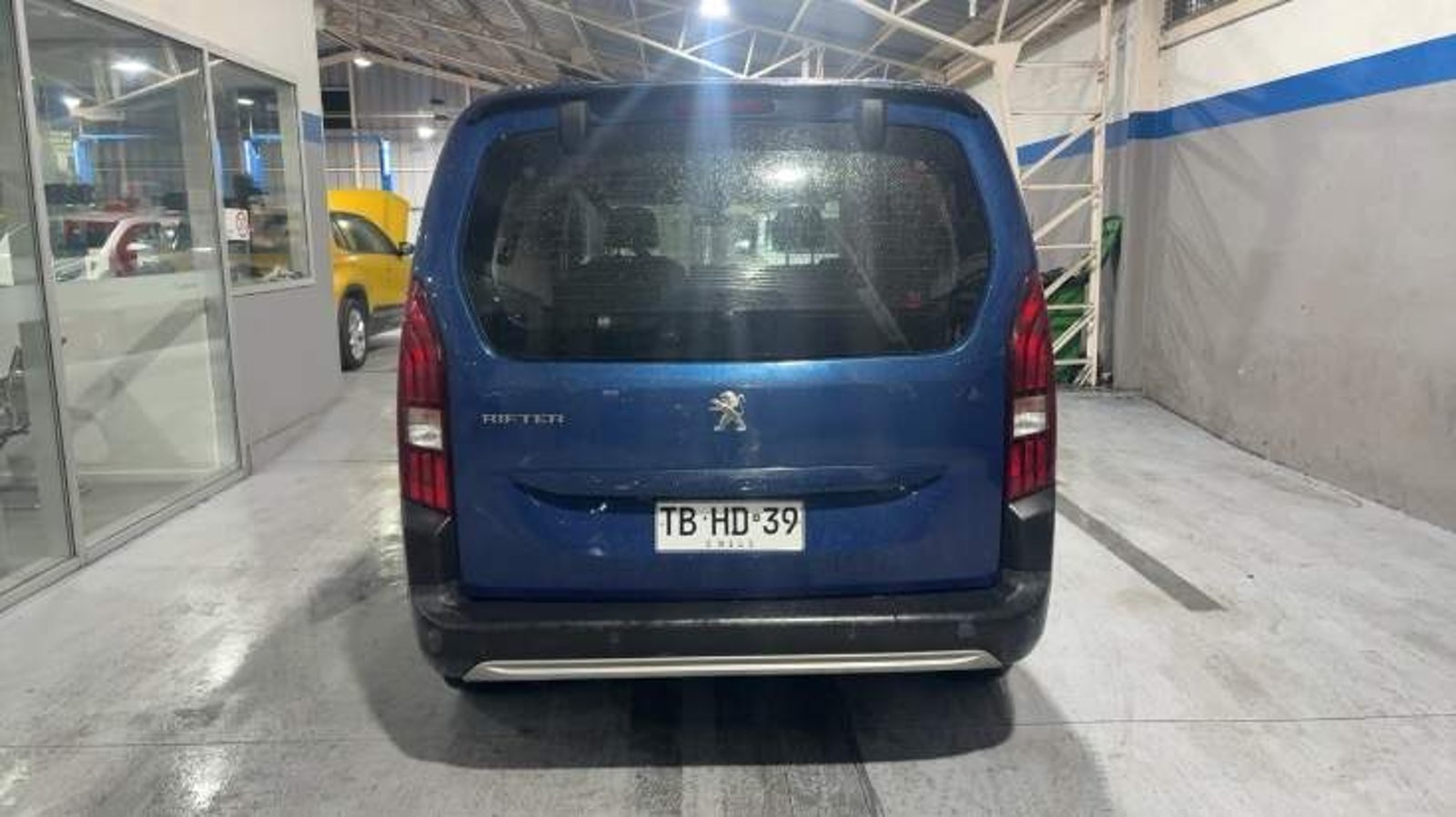 Peugeot Rifter 1.2 Allure Puretech 130hp 4x2 Eat8 5p 2024 - Imagen 5 de 5
