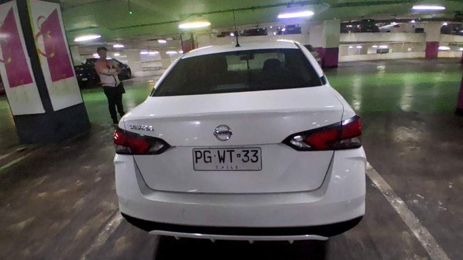 Nissan Versa 1.6 Sense 4x2 Mt 4p 2020 - Imagen 5 de 5