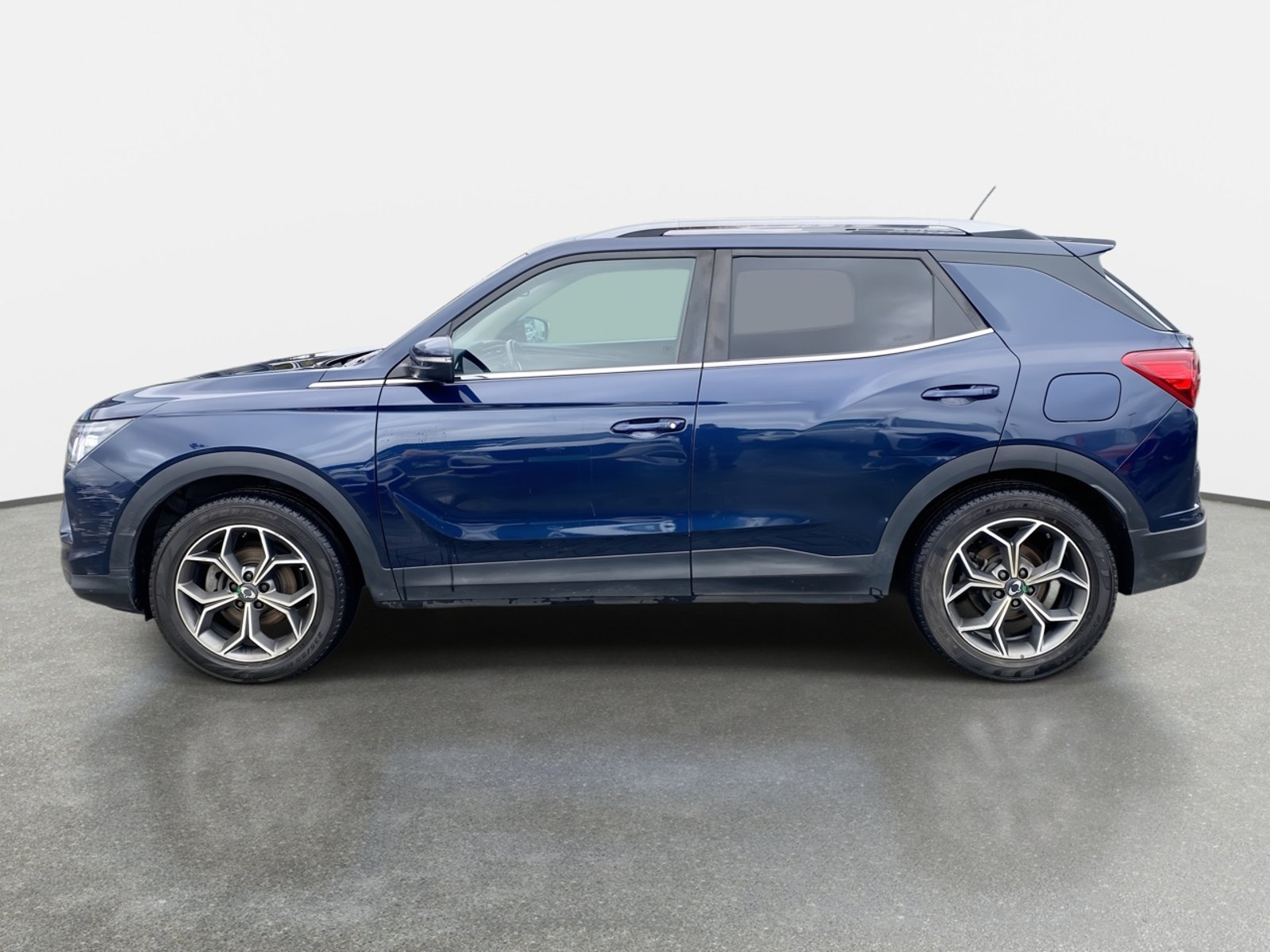 SsangYong Korando 1.5t Glx Cg101 4x2 Mt 5p 2022 - Foto 4 de 8