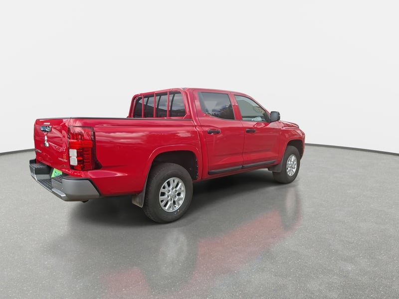 Mitsubishi L200 2.4 Katana Xrt Diesel 4x4 Dob. Cab. Euri6 Mt 4p 2026 - Imagen 7 de 8