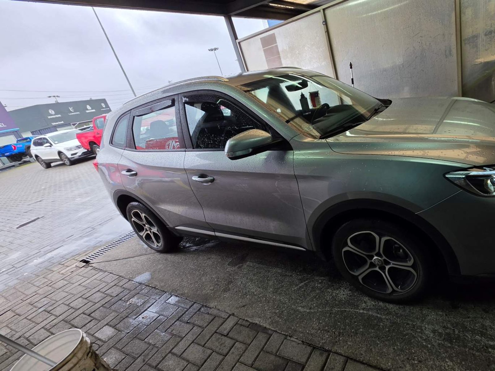 MG Mg Zs 1.5 Com 4x2 Cvt At 5p 2026 - Foto 3 de 5