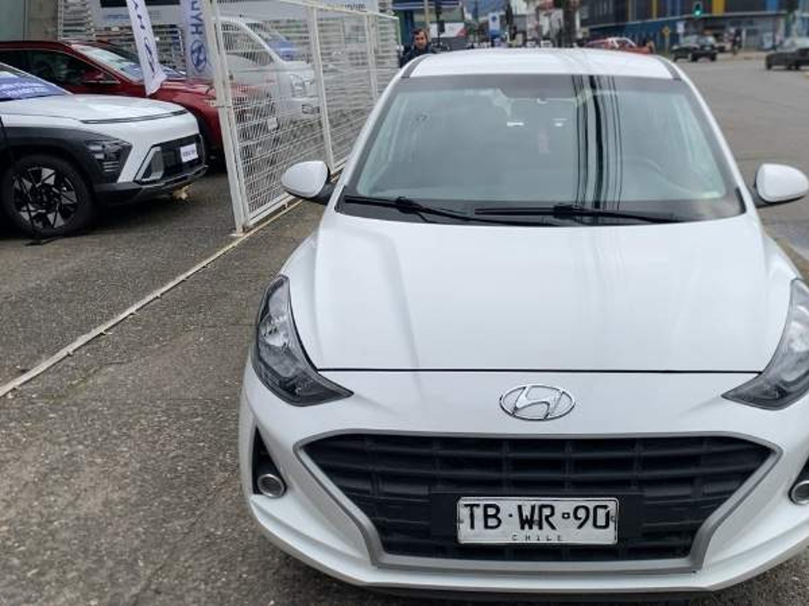 Hyundai Grand I10 1.2 Plus 4x2 Hb Mt 5p 2024 - Foto 2 de 5