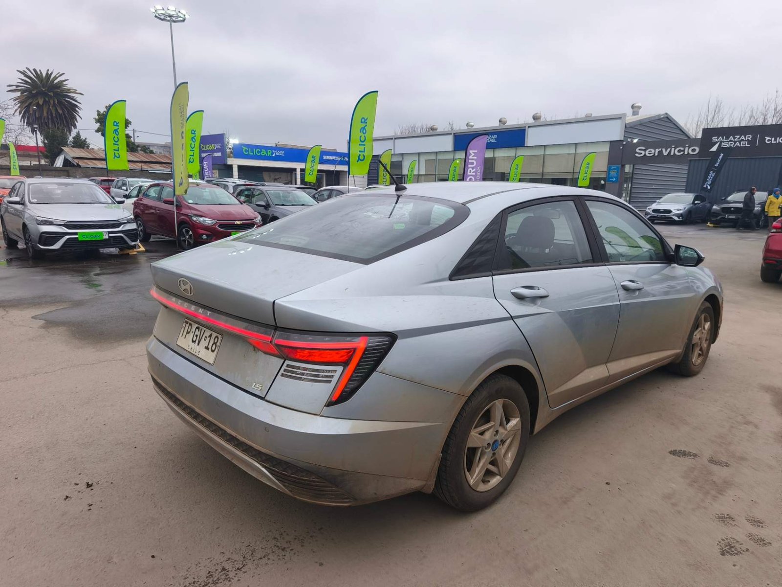 Hyundai Accent 1.5 Plus 4x2 Mt 4p 2024 - Foto 4 de 5