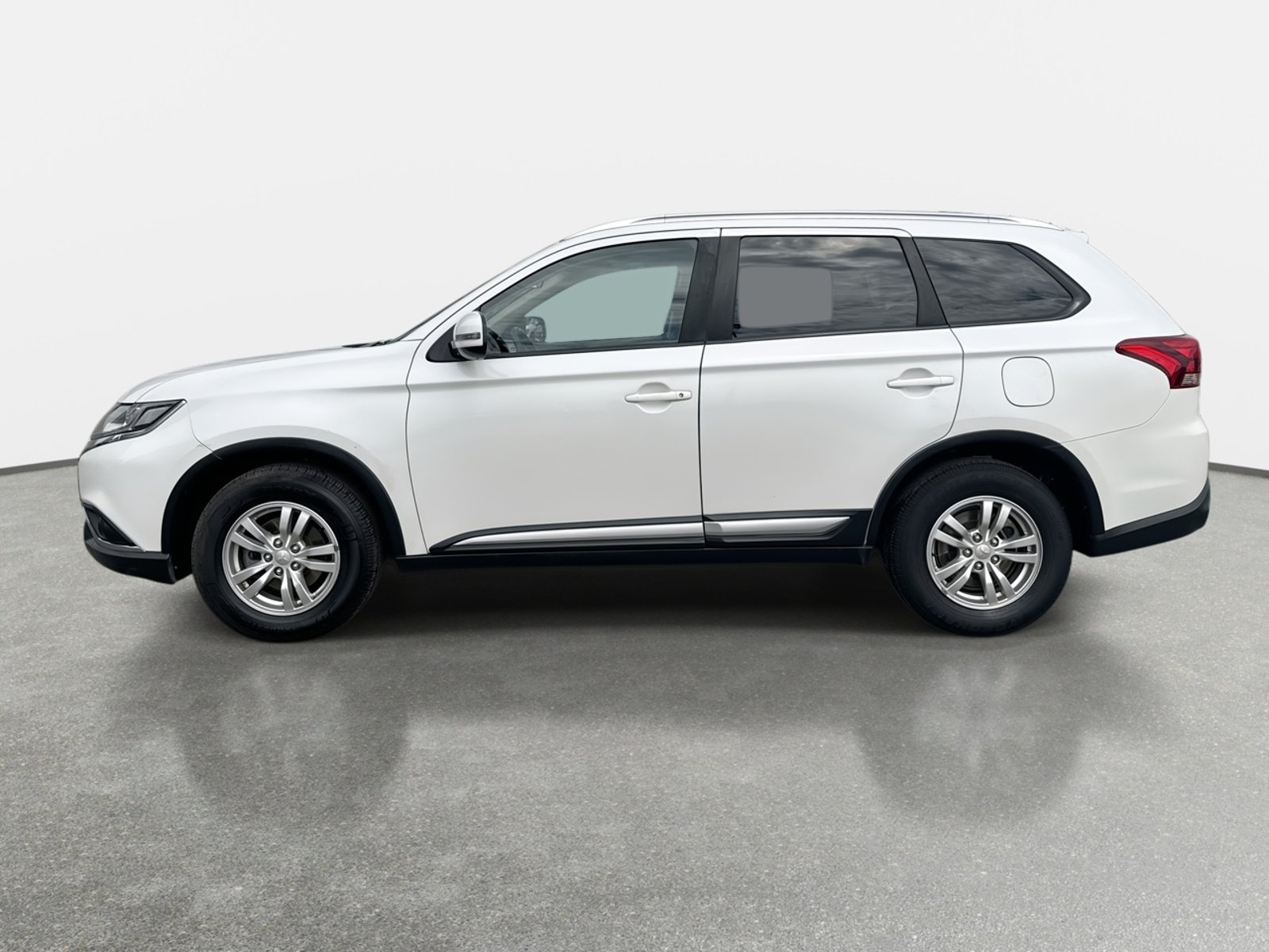 Mitsubishi Outlander 2.0 4x2 Mt 5p 2019 - Foto 4 de 8