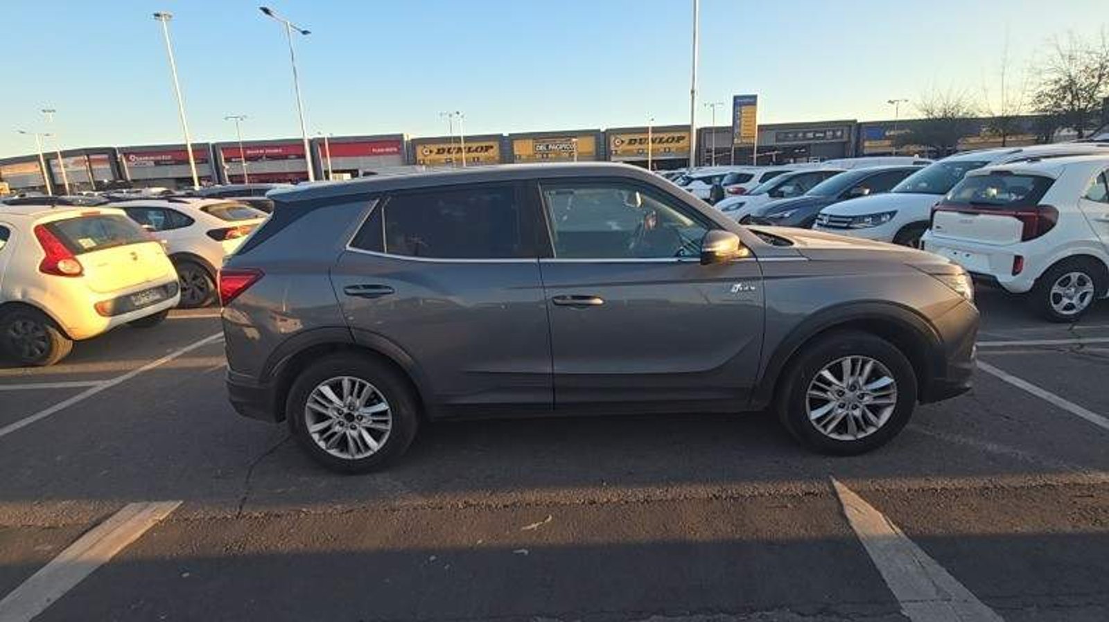 SsangYong Korando 1.5 Lx Cg100 4x2 Mt 5p 2021 - Imagen 3 de 5