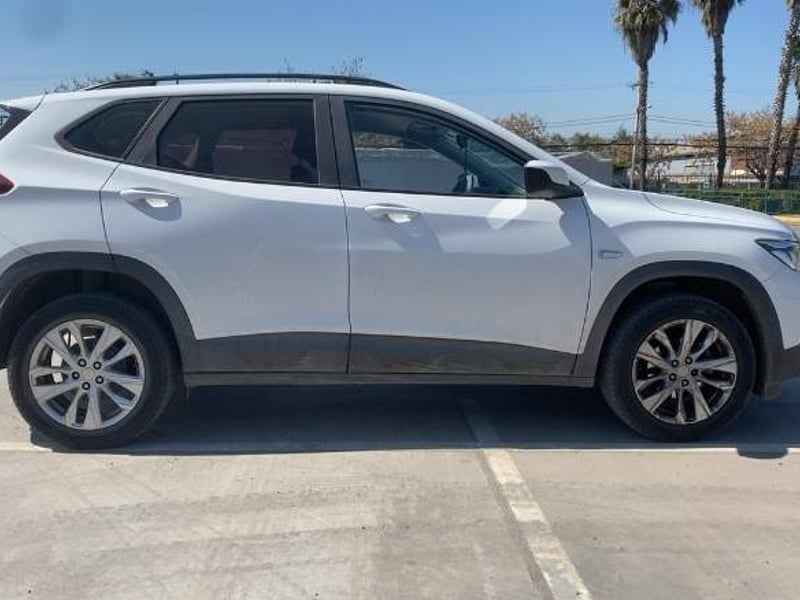 Chevrolet Tracker 1.2t Ltz Fwd Mt 5p 2021 - Imagen 3 de 5