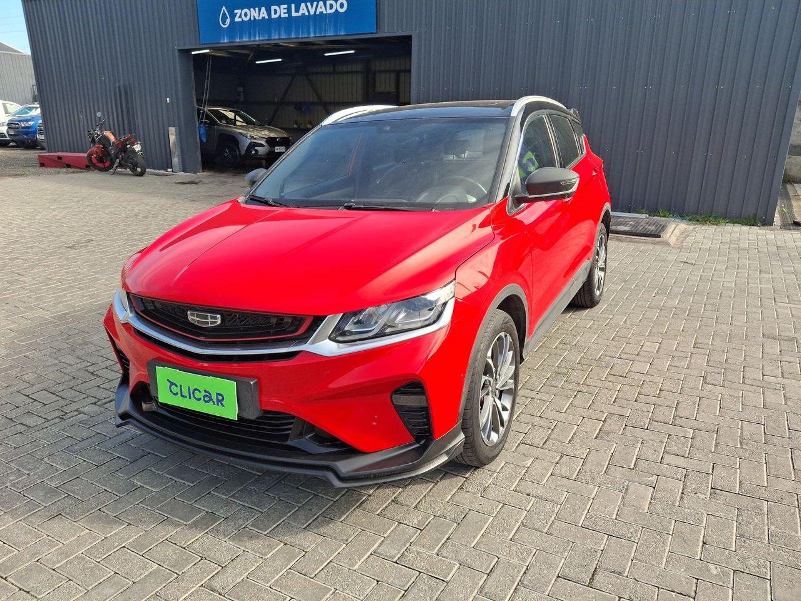 Geely Coolray 1.5 Gf Sport 4x2 At 5p 2023 - Foto 3 de 8