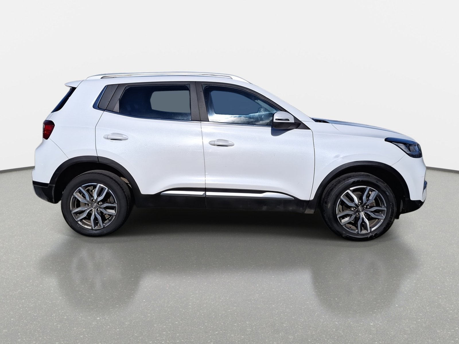 Chery Tiggo 3 1.5 Gls 4x2 5mt 5p 2021 - Imagen 8 de 8