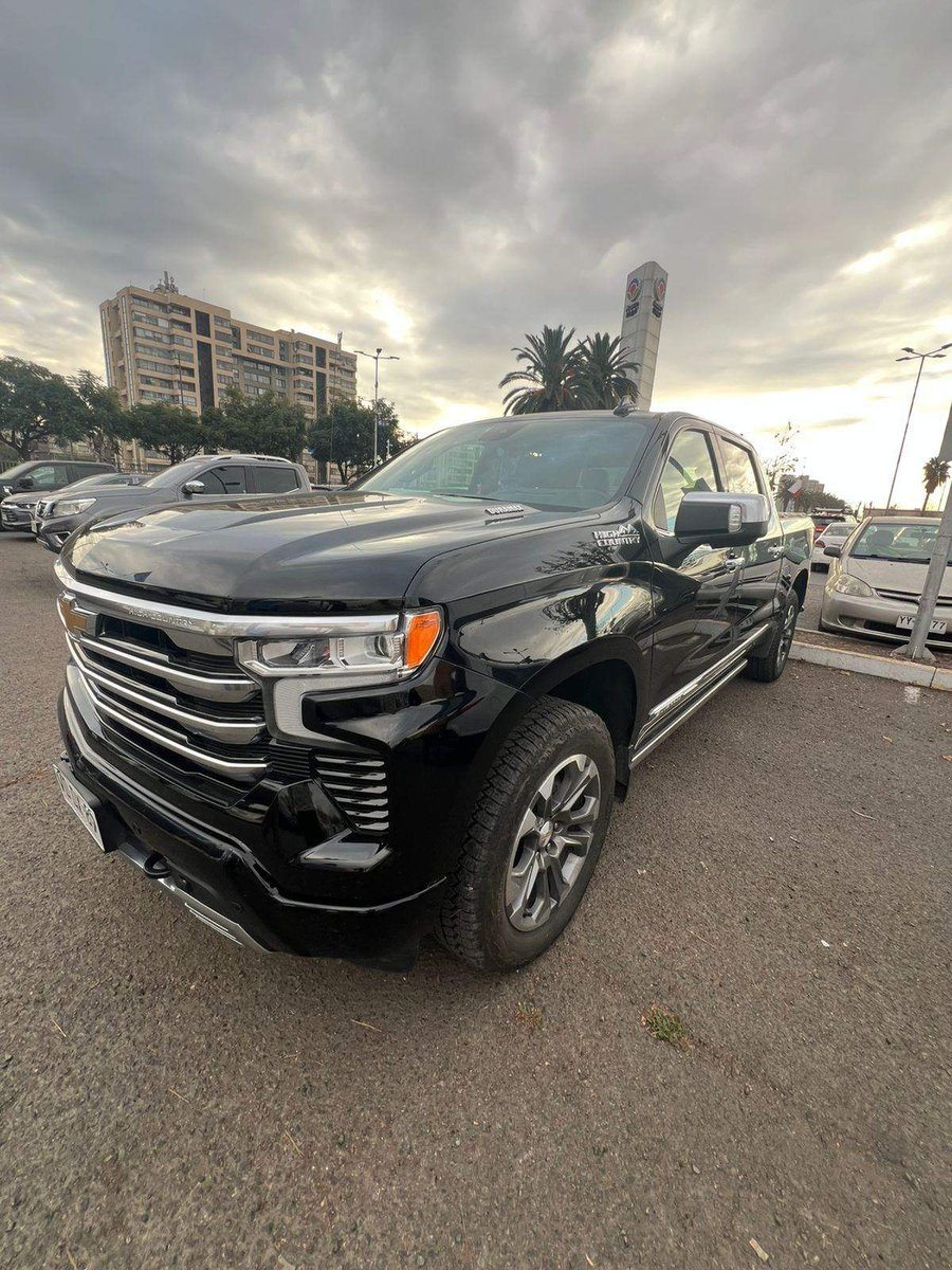 Chevrolet Silverado 3.0 High Country 4x4 At 4p 2025 - Imagen 6 de 8