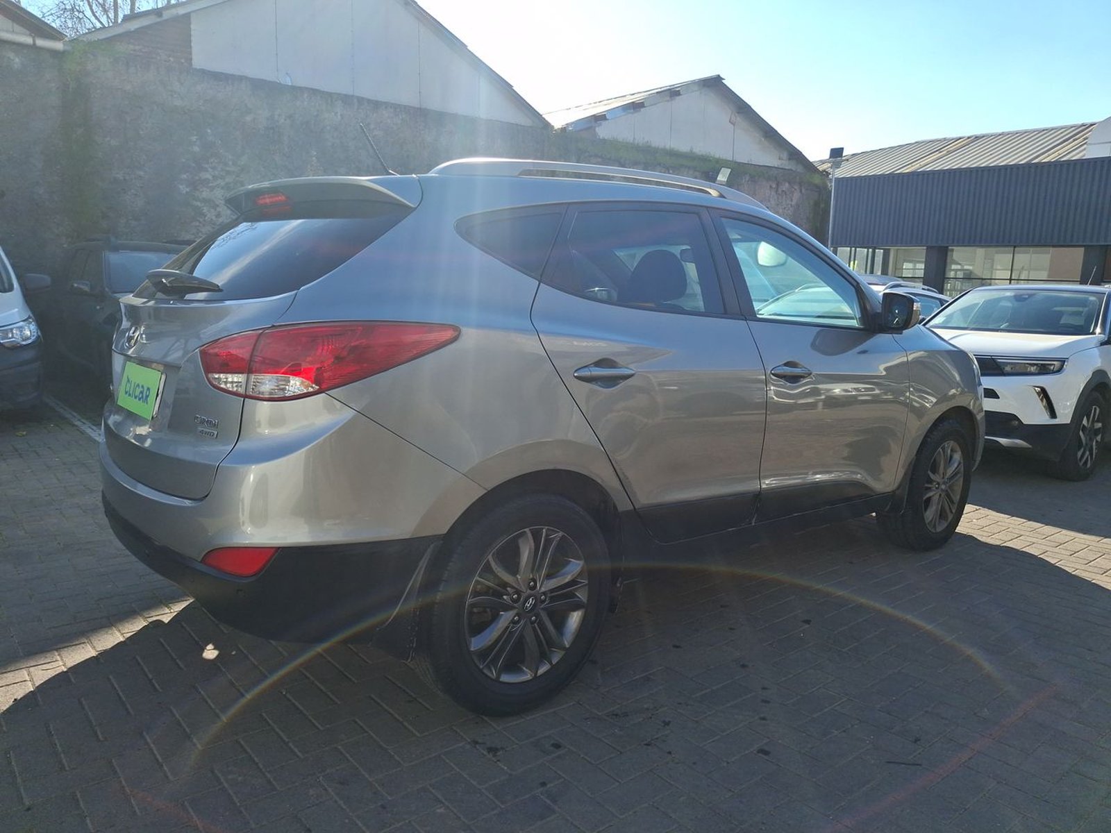 Hyundai Tucson 2.0 Gl Crdi Diesel 4wd Lm Pe At 5p 2016 - Imagen 7 de 8