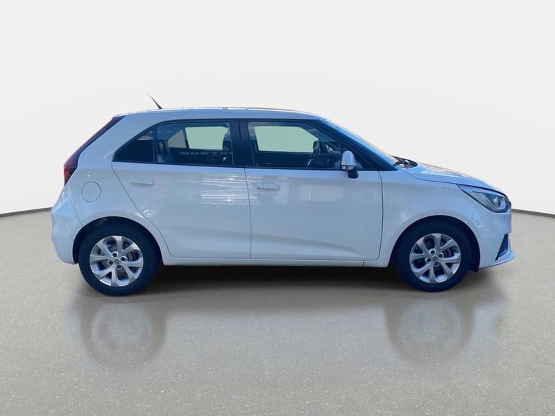 MG 3 1.5 Std 4x2 Hb At 5p 2023 - Imagen 8 de 8