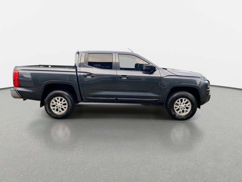 Mitsubishi L200 2.4 Katana Xrt Diesel 4x4 Dob. Cab. Euro6 Mt 4p 2026 - Imagen 8 de 8