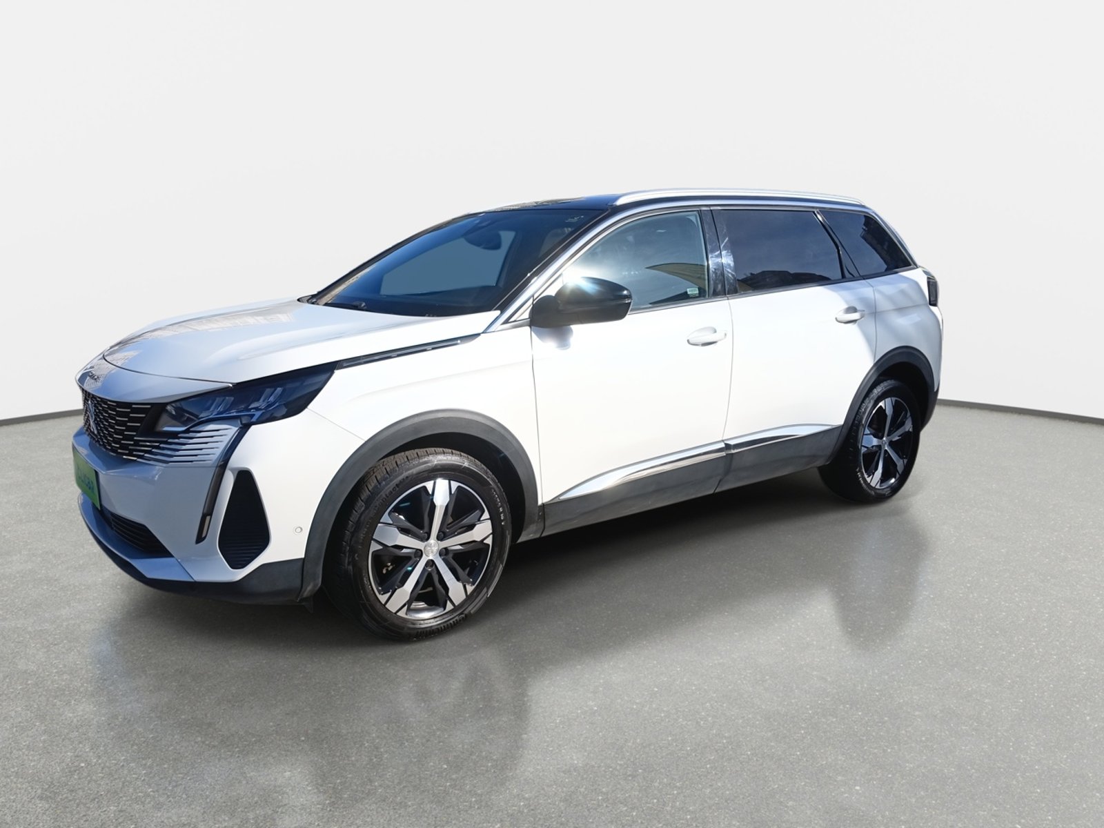Peugeot 5008 1.5 Allure Pack Bluehdi 130 4x2 Eat8 5p 2024 - Foto 3 de 8