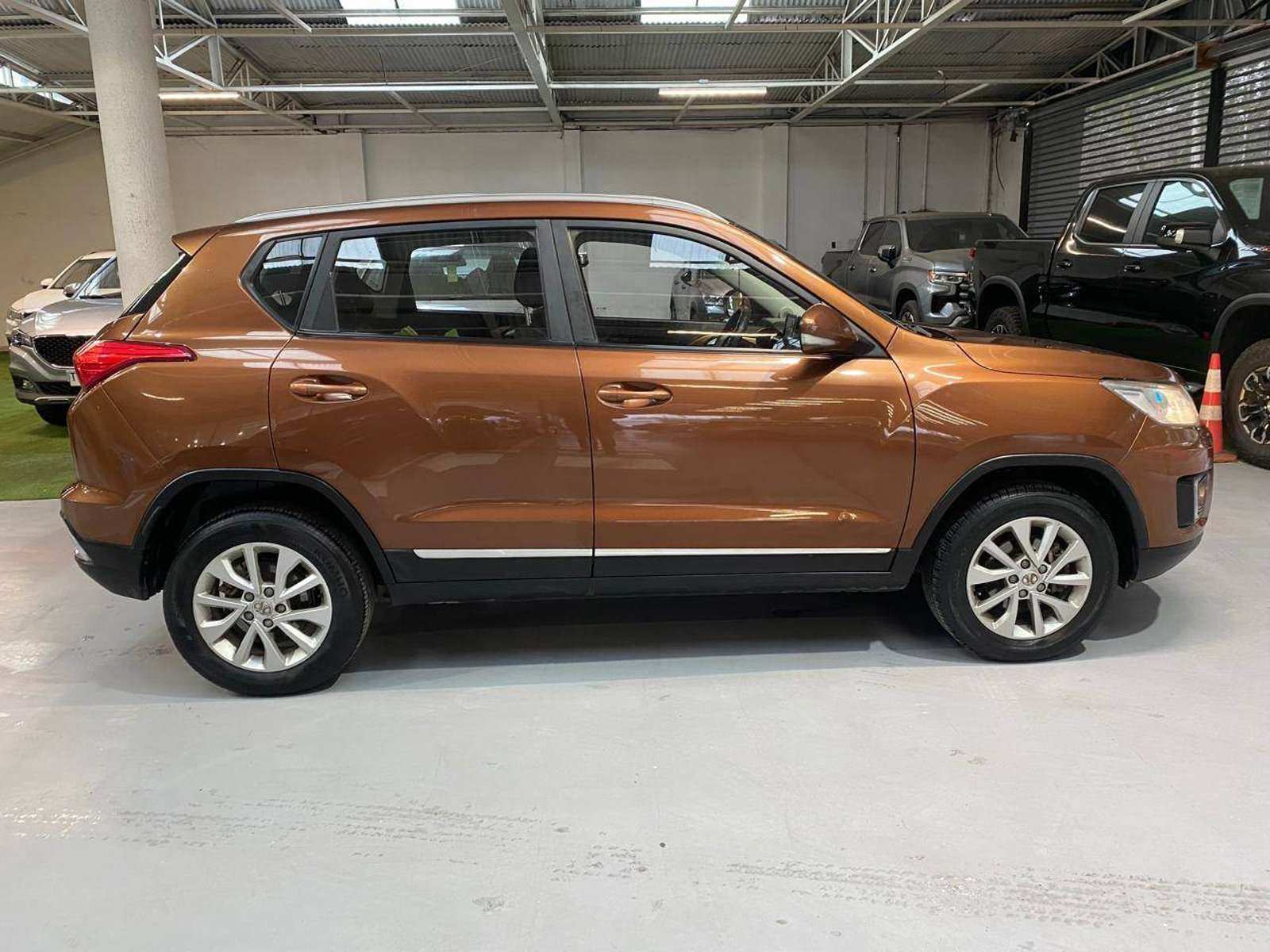 BAIC X35 1.5 Luxury 4x2 Mt 5p 2019 - Foto 3 de 5