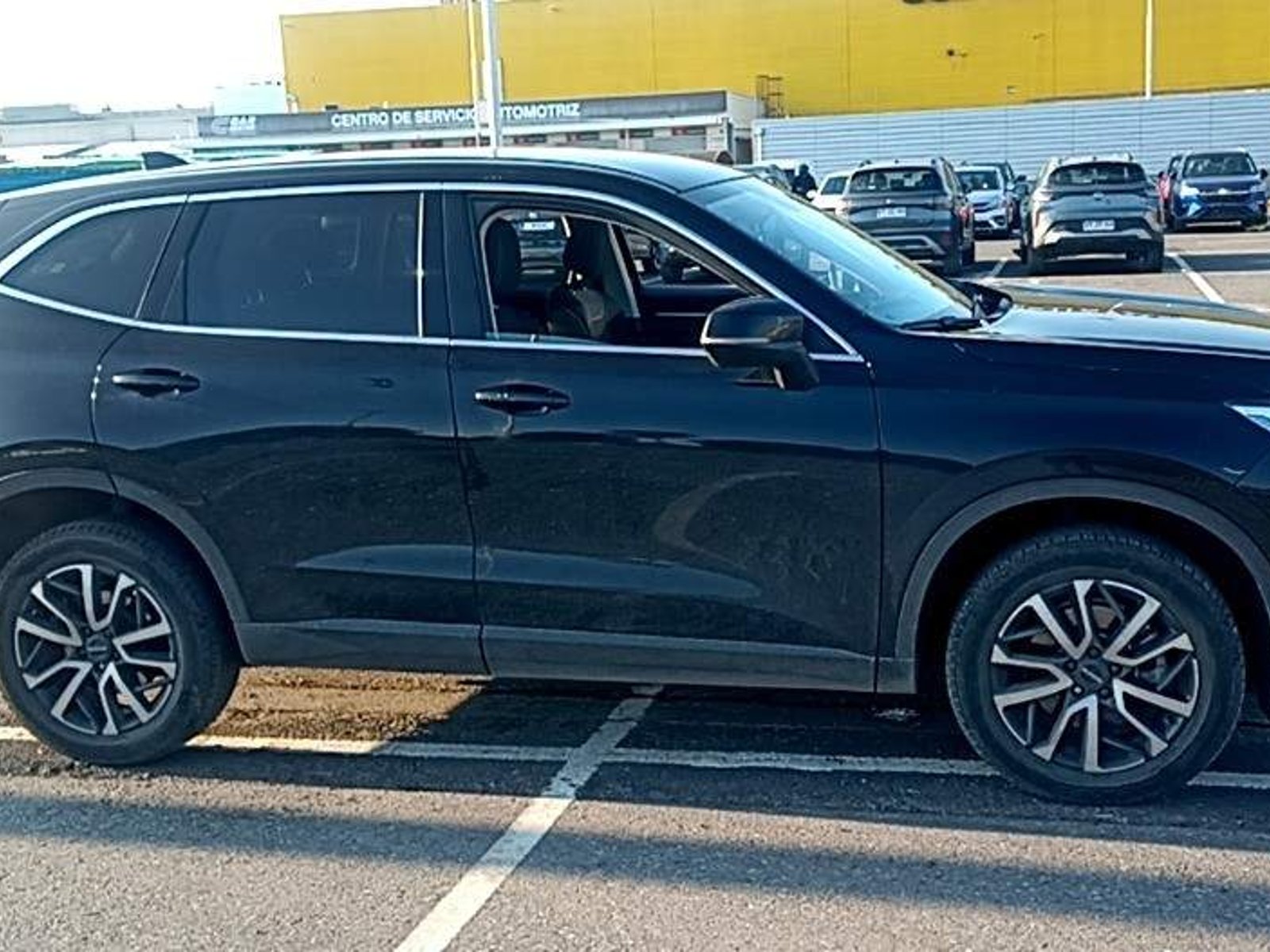 Haval H6 2.0 Active 4x2 At 5p 2023 - Foto 3 de 5