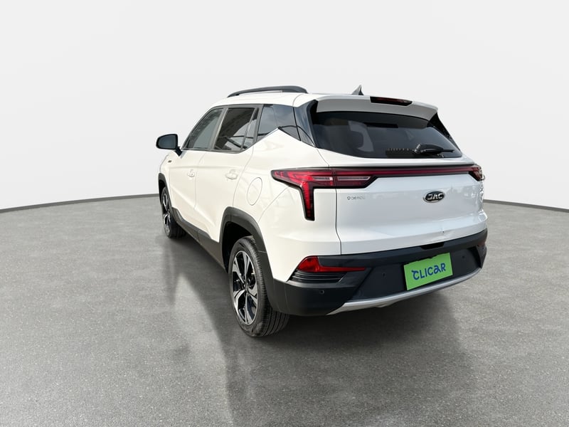 JAC Js4 1.5 Luxury 4x2 Bicolor Cvt At 5p 2024 - Imagen 5 de 8