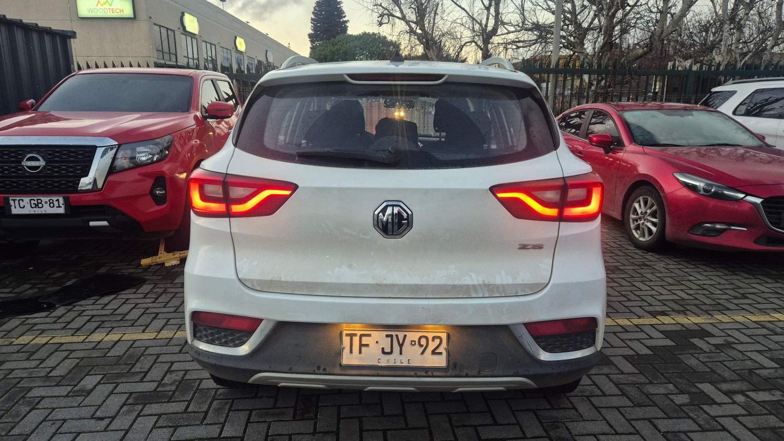 MG Mg Zs 1.5 Std 4x2 Mt 5p 2024 - Imagen 5 de 5