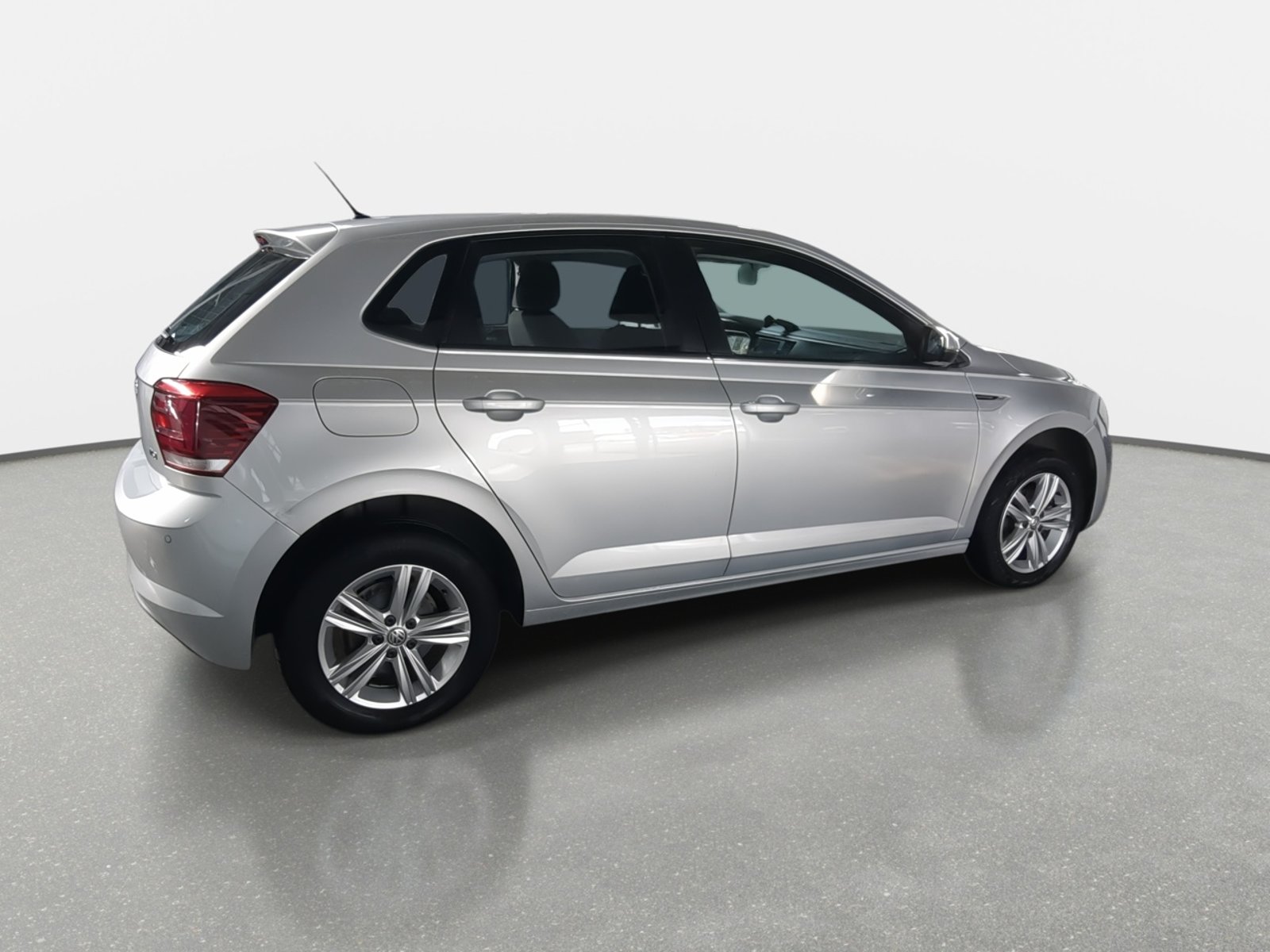 Volkswagen Polo 1.6 Comfortline 4x2 Mt5 5p 2021 - Imagen 7 de 8