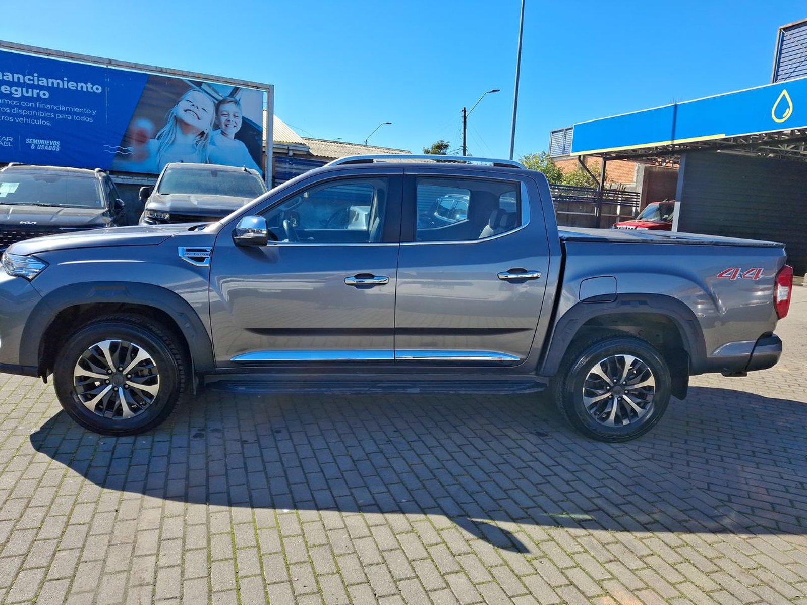 Maxus T90 2.0 Diesel 4x4 At 4p 2022 - Foto 4 de 8