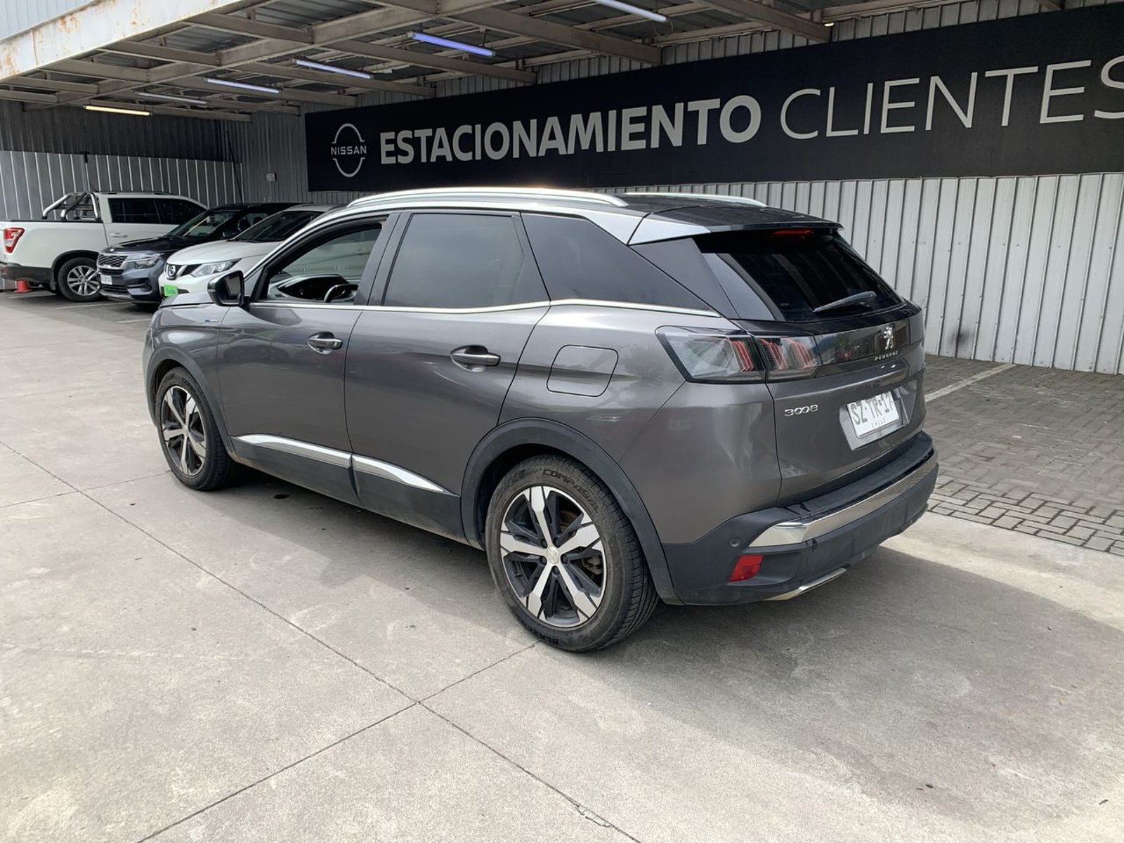 Peugeot 3008 1.6 Gt Hybrid4 300 4x4 Eat8 5p 2024 - Imagen 7 de 8