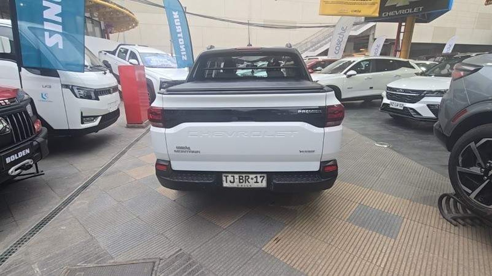 Chevrolet Montana 1.2t Premier S 4x2 Mt 4p 2024 - Imagen 5 de 5