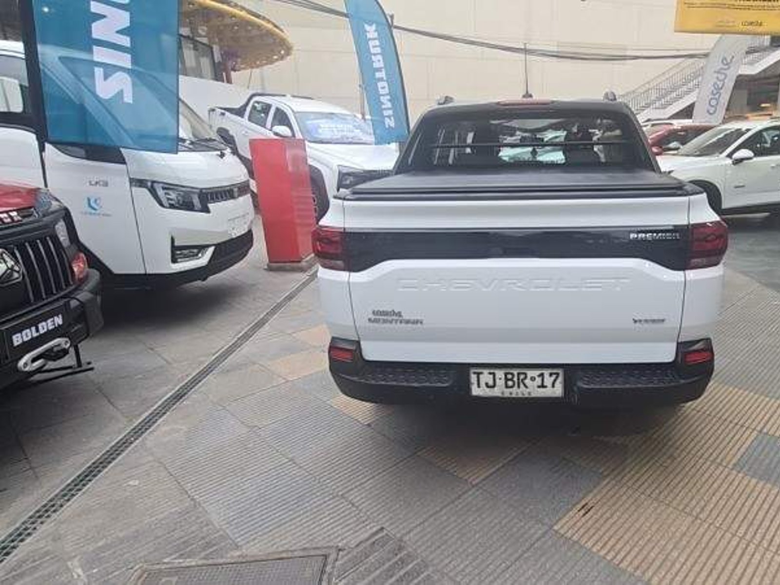 Chevrolet Montana 1.2t Premier S 4x2 Mt 4p 2024 - Foto 5 de 5