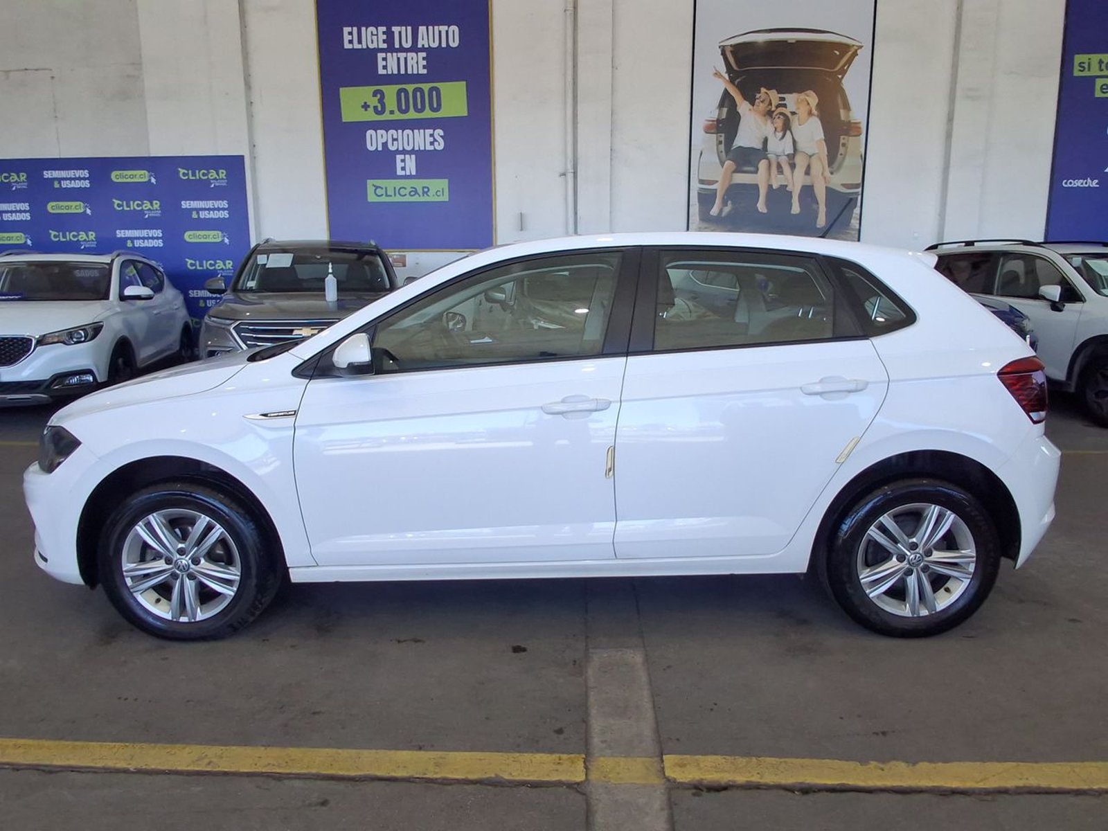 Volkswagen Polo 1.6 Comfortline 4x2 At6 5p 2020 - Foto 4 de 8