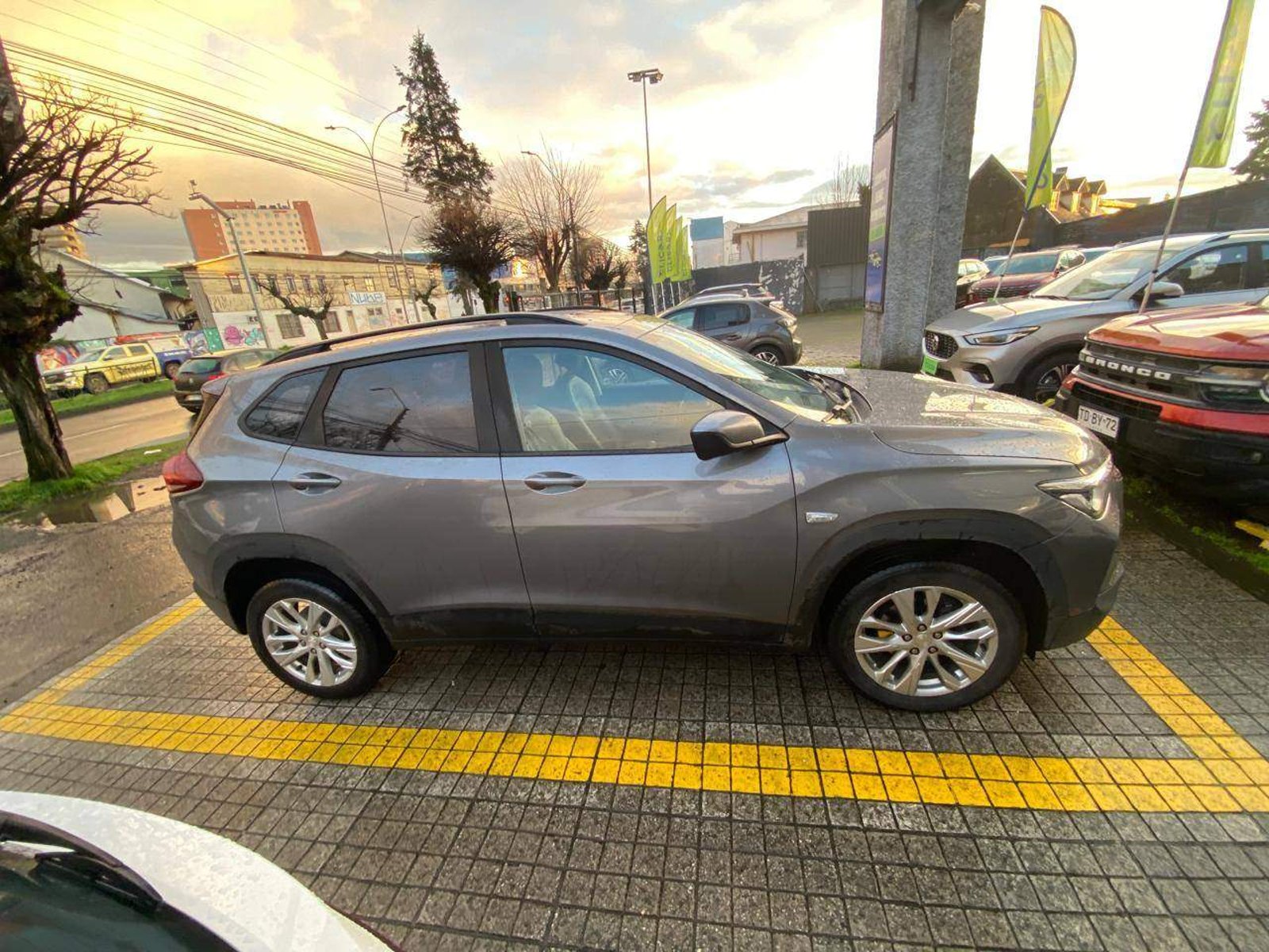 Chevrolet Tracker 1.2t Ltz Fwd At 5p 2022 - Foto 2 de 4